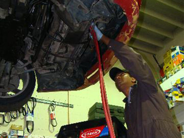 Professional auto repairs & maintenance in Edmonton, Alberta,